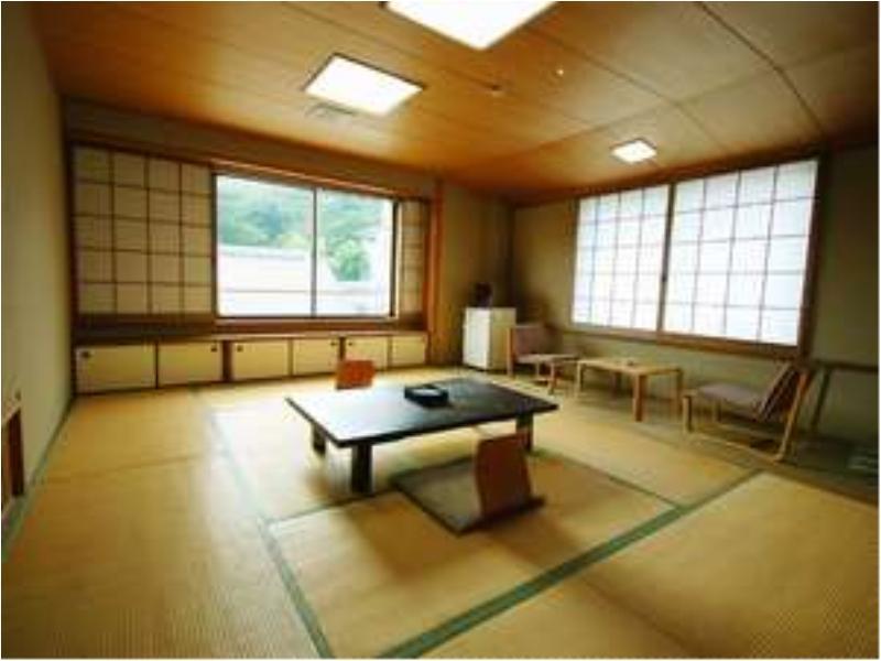 Nakamasu Ryokan Takeo Esterno foto